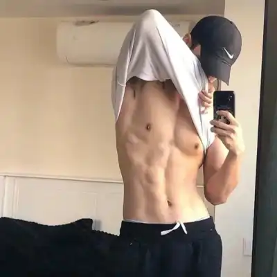 阚旦娅